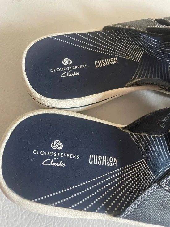 Clarks Cloudsteppers Cushion Soft Navy Slide In Sandals. Good Condition. Size 6M - Picture 4 of 14